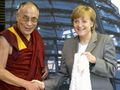 Dalai Lama 14 Andrea Merkel 002.jpg